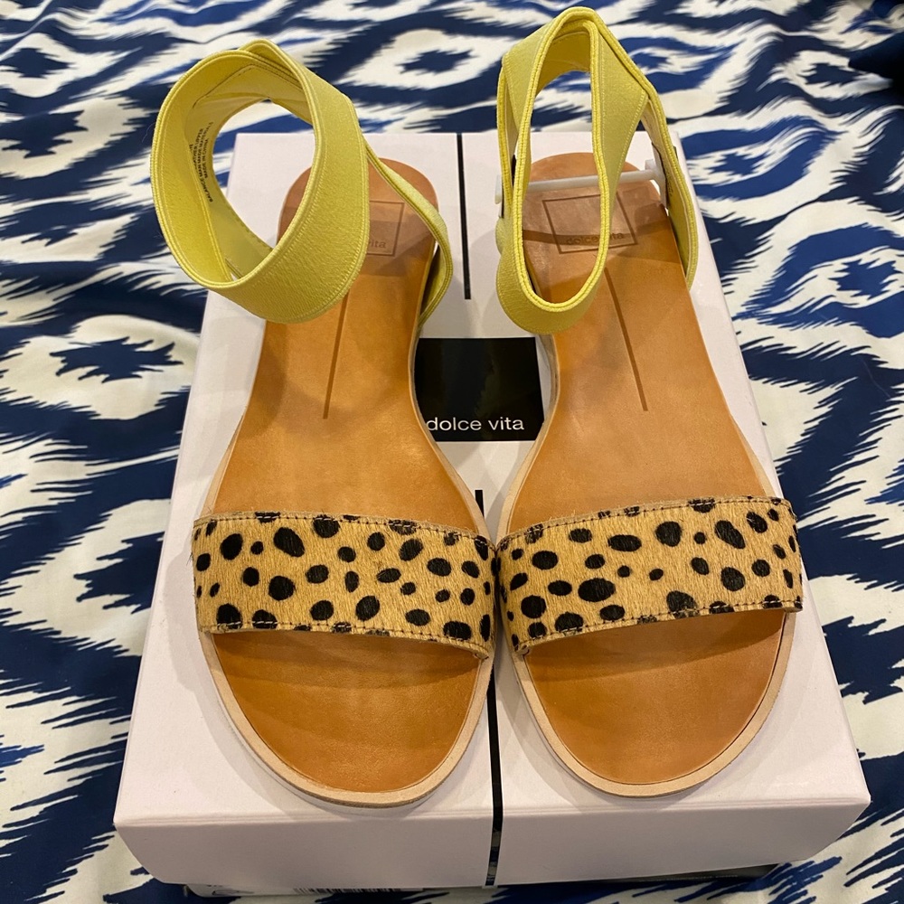 Dolce Vita Yellow Vivian Sandal - Size 7